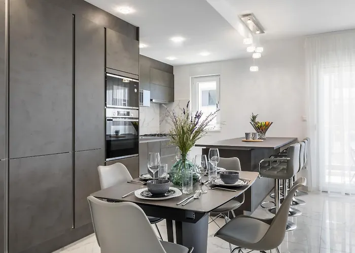 Karla Apartman